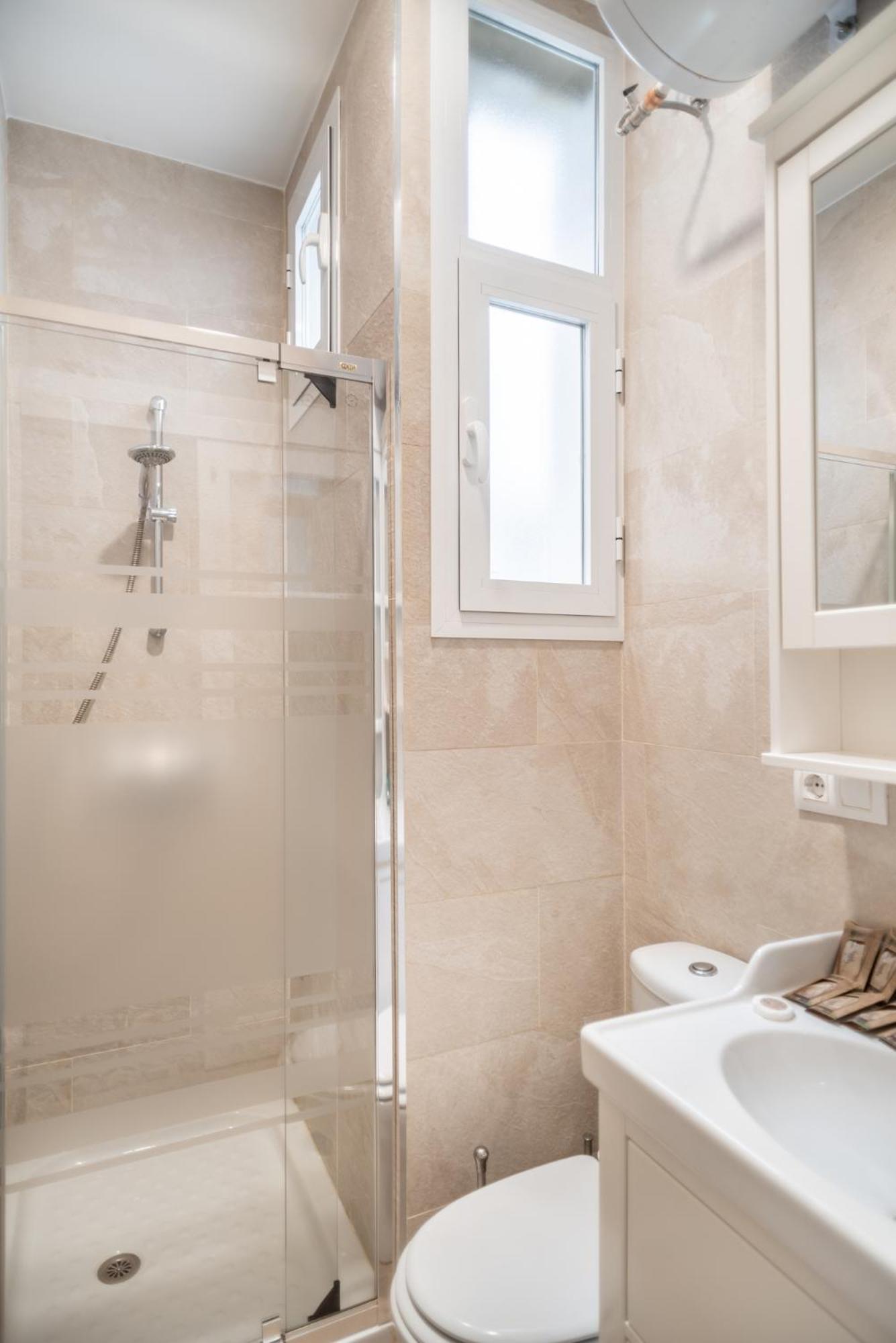 Beautiful And Bright- 1Bd 1Bth- Center Appartement Sevilla Buitenkant foto